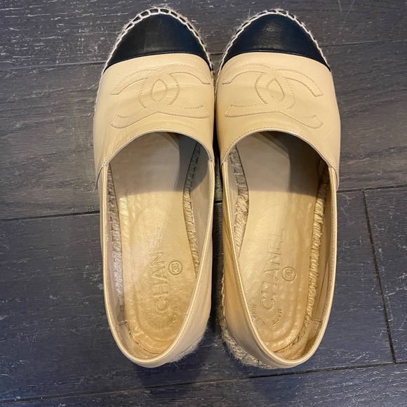 Chanel CC Cap Toe Espadrilles Beige & Black Lambskin Leather Size 38 shoe flat - Picture 6 of 15